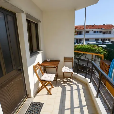 Sandycamps Surf House Casa de hóspedes Baleal