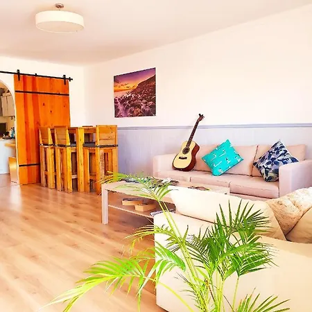 Casa de hóspedes Sandycamps Surf House Baleal