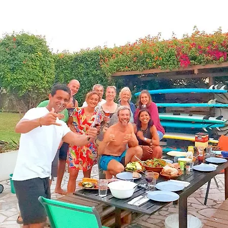 Pensjonat Sandycamps Surf House *