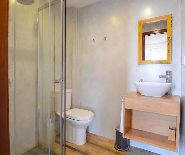 Sandycamps Surf House Casa de hóspedes *