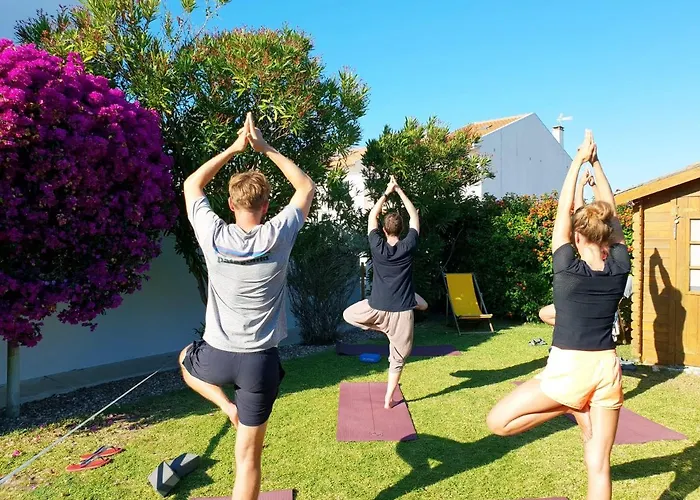 Sandycamps Surf House * Baleal