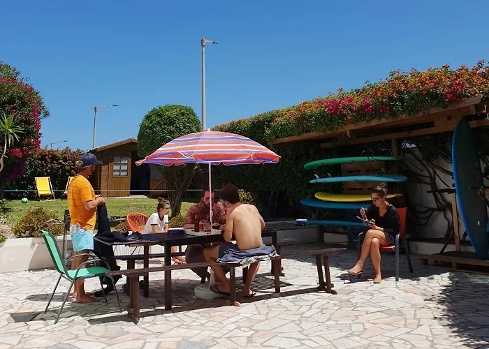 Sandycamps Surf House