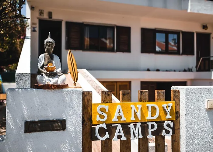 Sandycamps Surf House Baleal