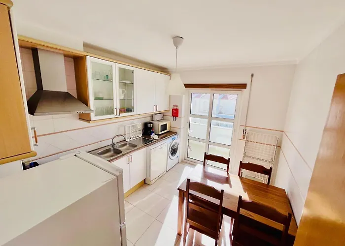 Casa de hóspedes Sandycamps Surf House